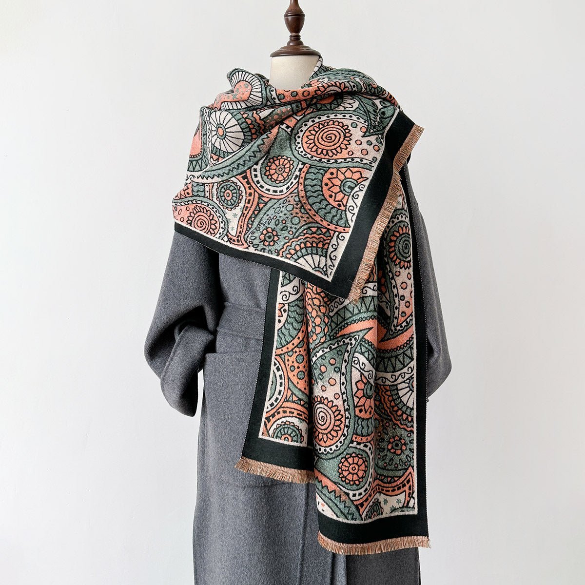 Women's Retro Design Paisley Pattern Premium Winter Shawl Scarves