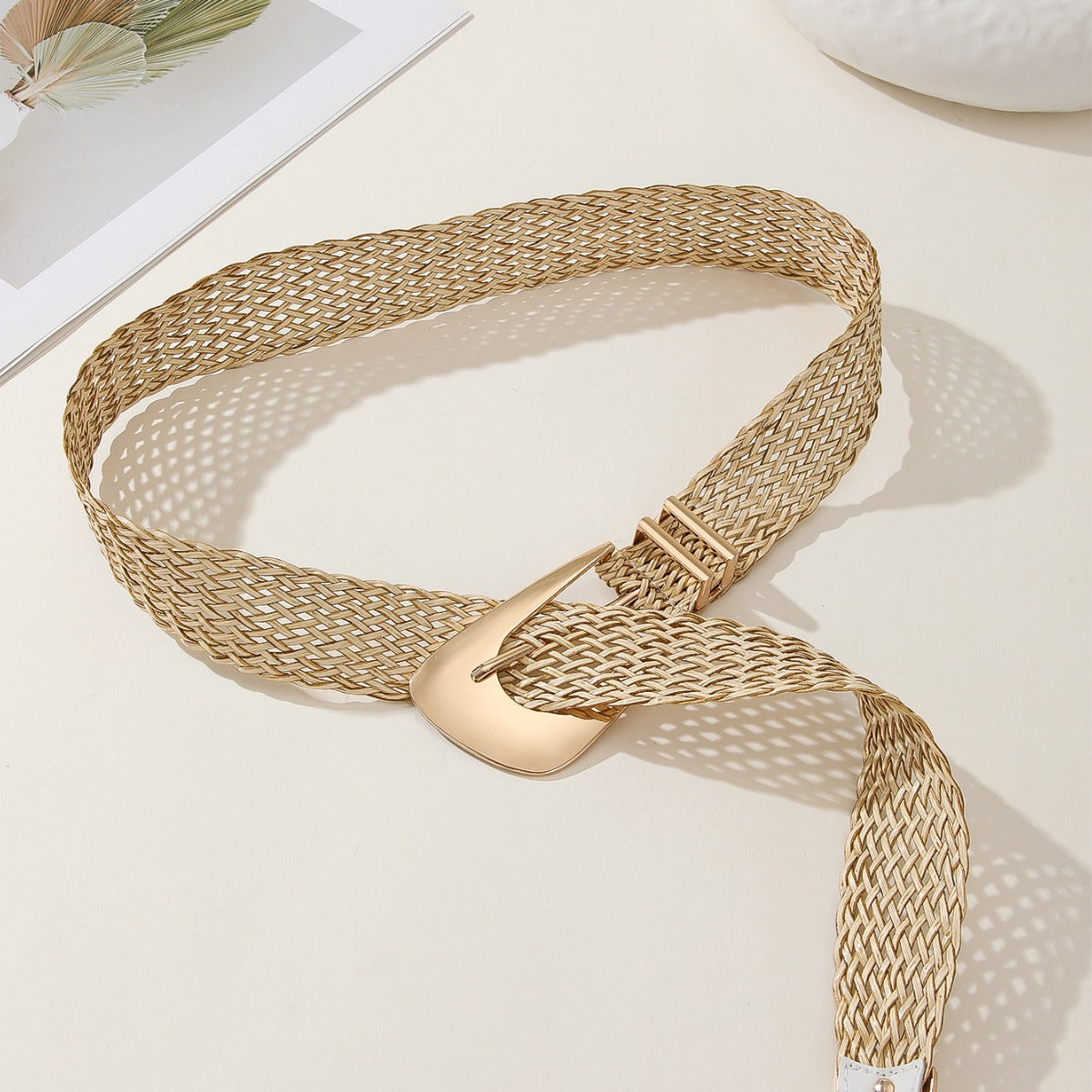 Elegant Weaving Pattern Imitation Metal Fashionable Waist Chain adjustable Belt for Female