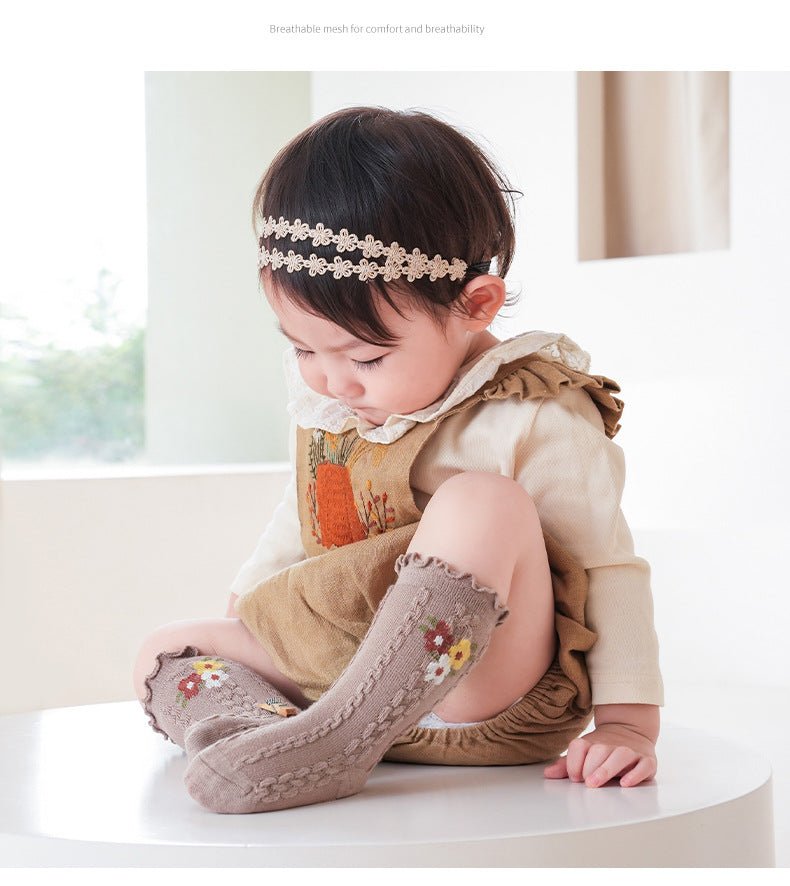 Princes Style Retro Floral Design High Quality Winter Socks For Girls